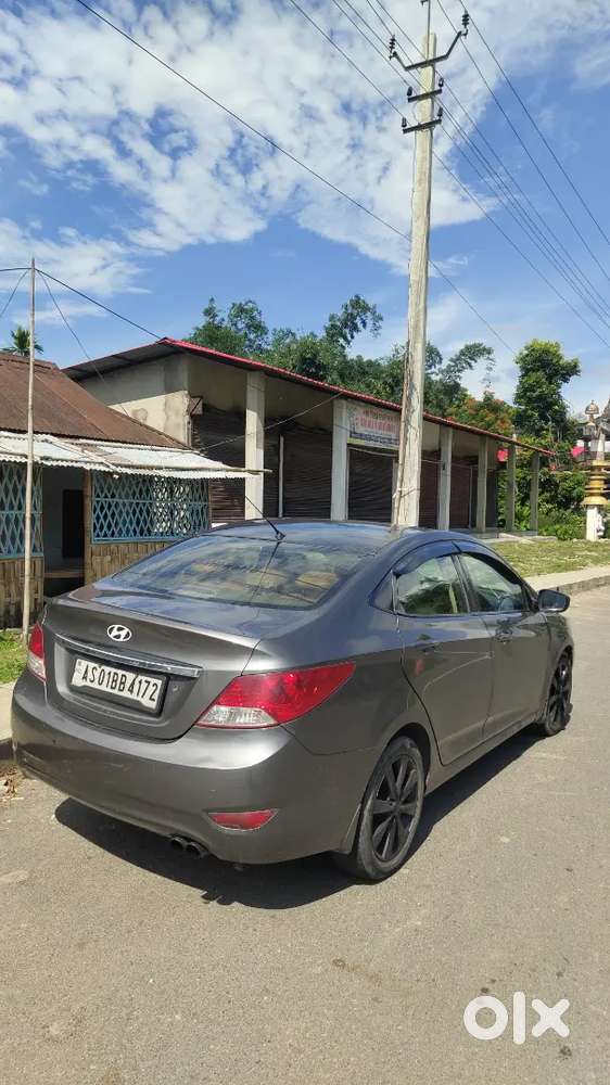 Hyundai Verna Crdi 2012