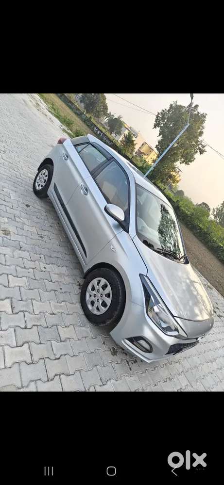 Hyundai I20 2020 Petrol 65000 Km Driven