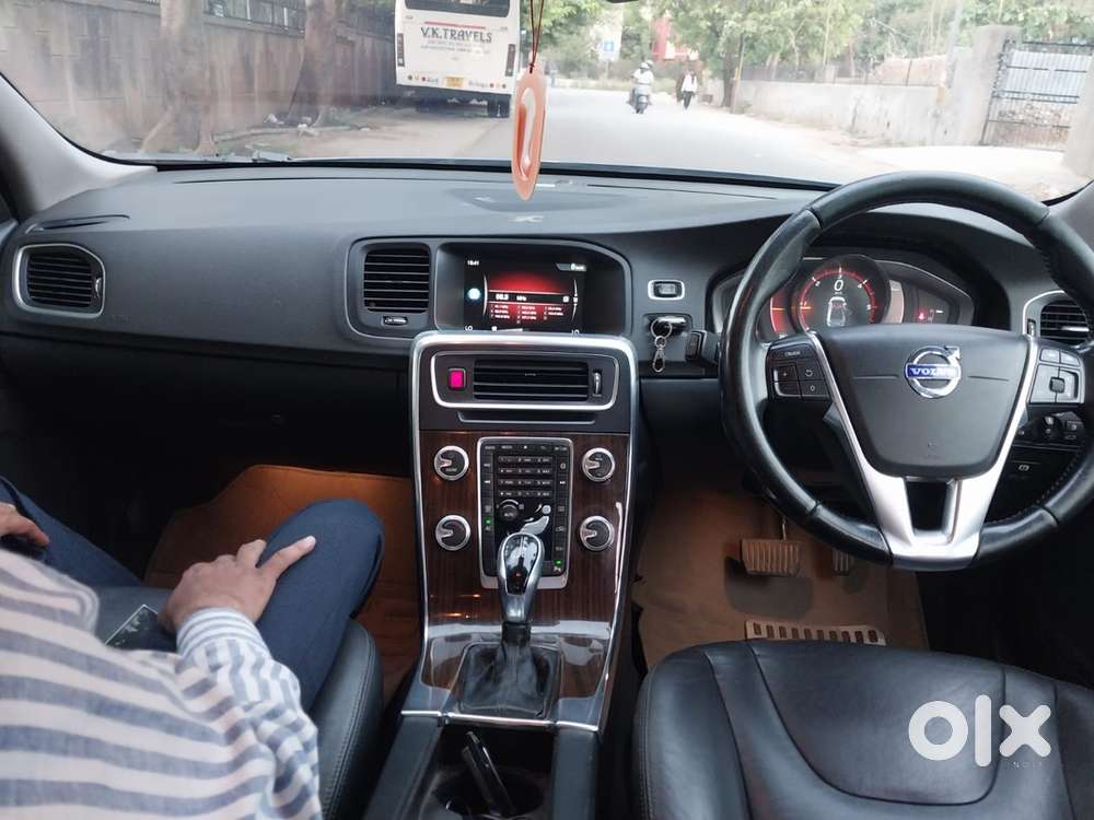 Volvo S60 2017 Diesel Well Maintained