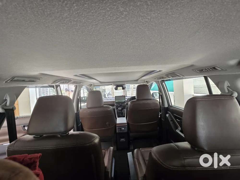 Toyota Innova Hycross 2023 Petrol Good Condition