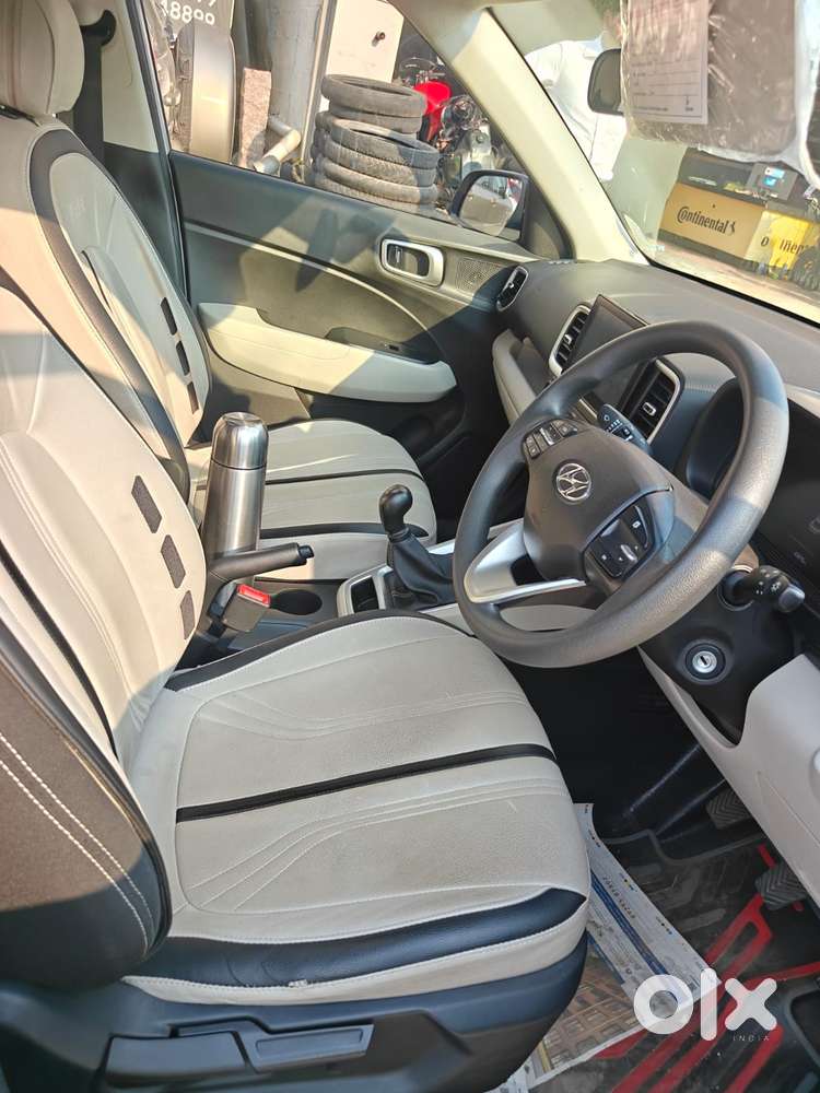 Hyundai Venue S Plus Mt 1.2 Kappa, 2023, Petrol