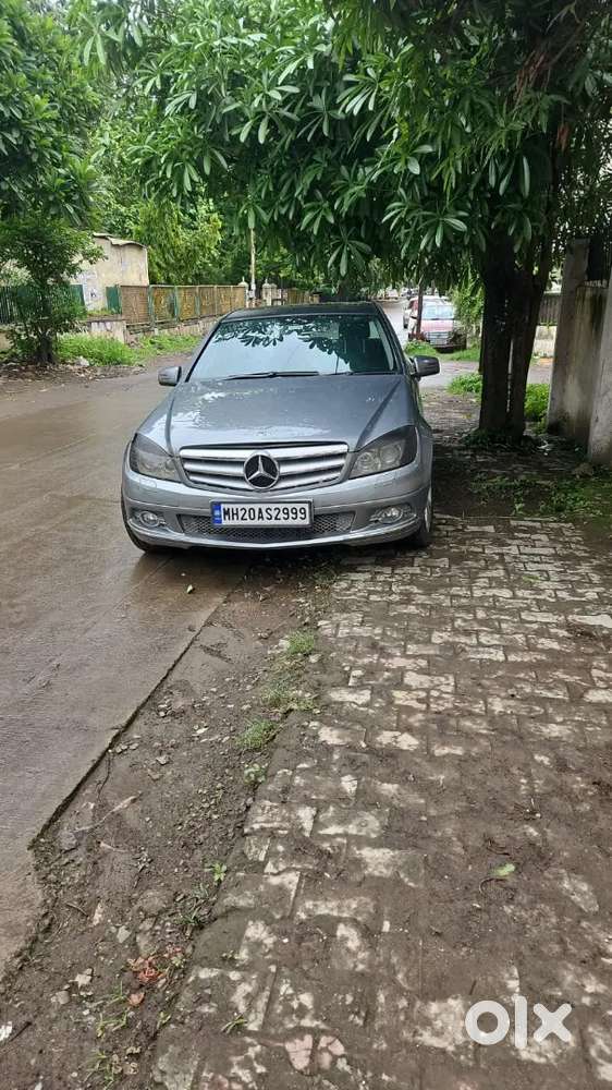 Mercedes-benz C-class 2011 Diesel 140000 Km Driven