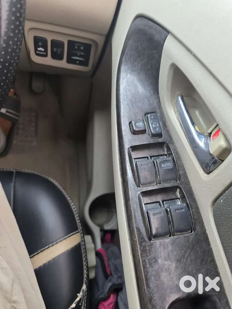 Toyota Innova Diesel 2013 Z Model