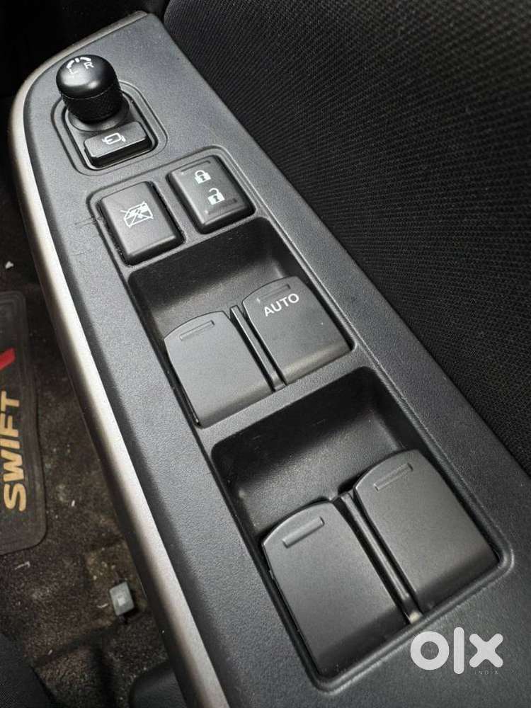 Maruti Suzuki Swift Amt Vvt Zxi, 2022, Petrol
