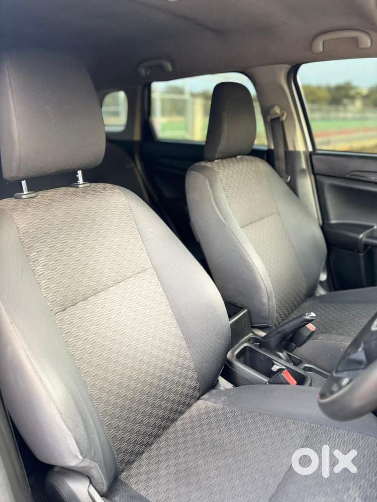 Maruti Suzuki Brezza 1.5 Lxi Smart Hybrid, 2023, Petrol