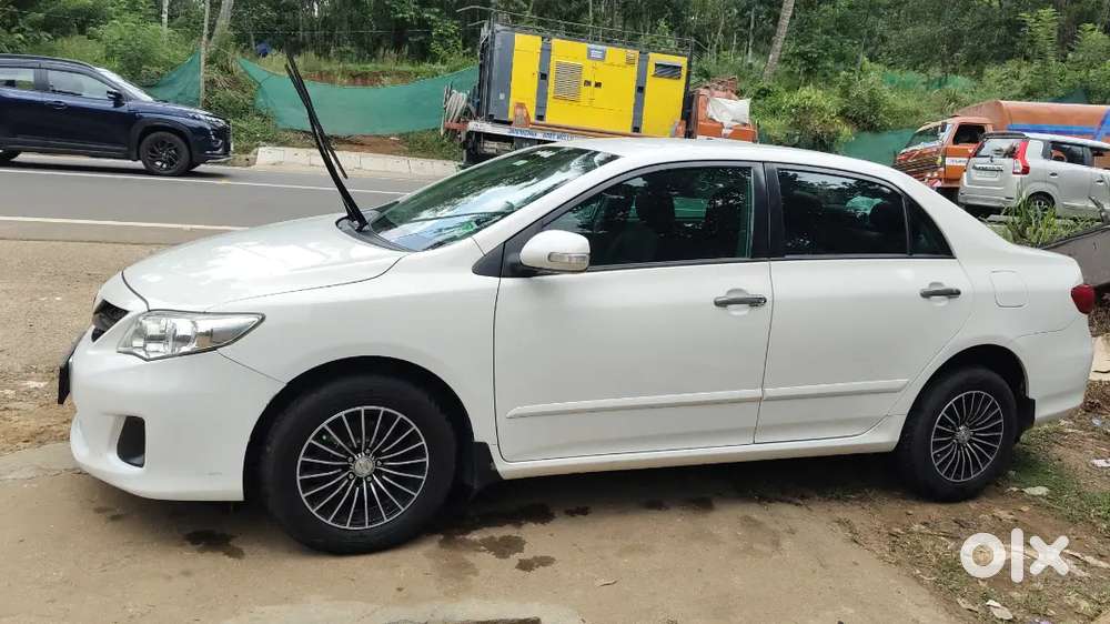 Toyota Corolla Altis 2011 Manual Diesel Second Owner