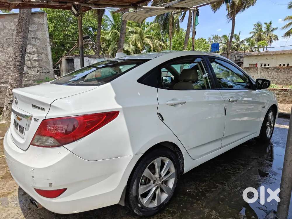 Hyundai Verna 1.6 Sx Fluidic Diesel Crdi 2012 Variant