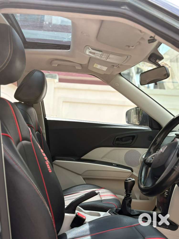 Mahindra Xuv300 W6 Diesel, 2023, Diesel