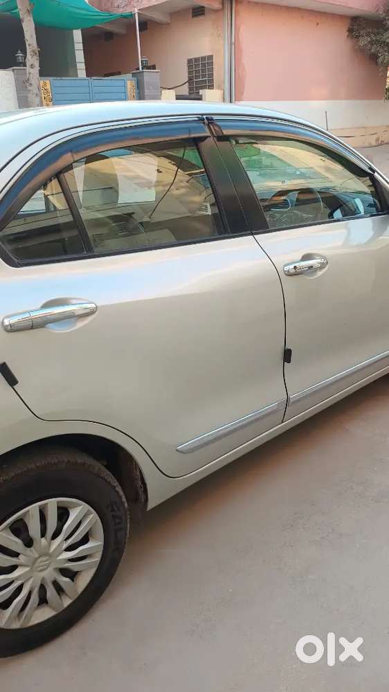 Maruti Suzuki Dzire 2018 Diesel 70200 Km Driven