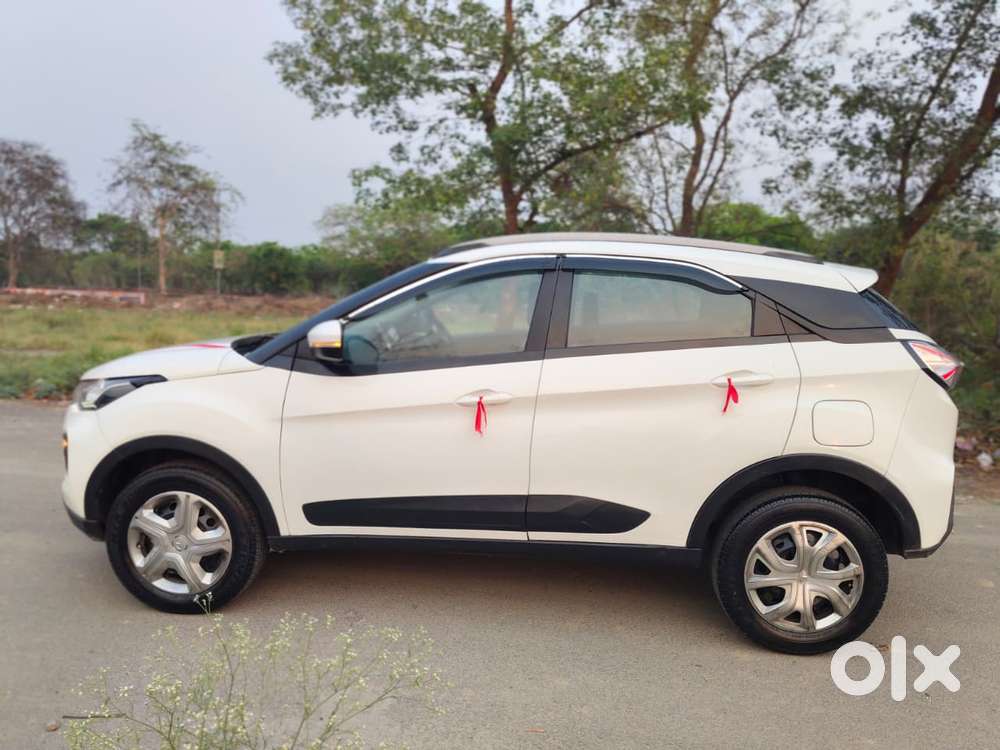 Tata Nexon 1.5 Revotorq Xma Amt (s), 2022, Diesel