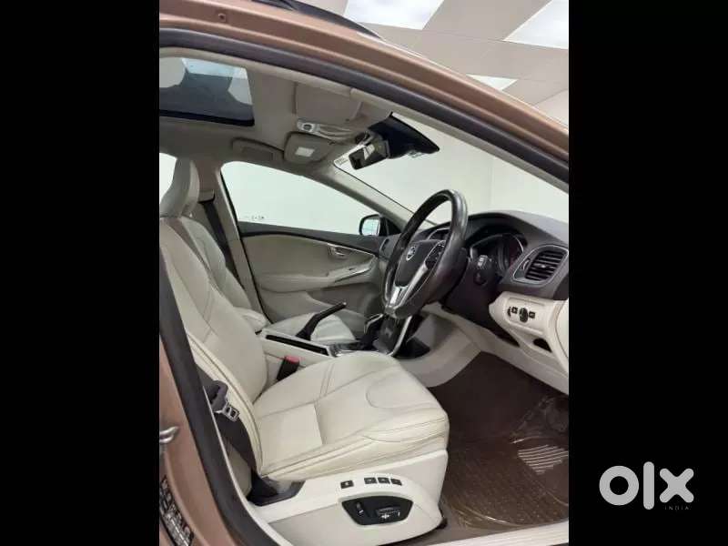 Volvo V40 Cross Country D3, 2014, Diesel