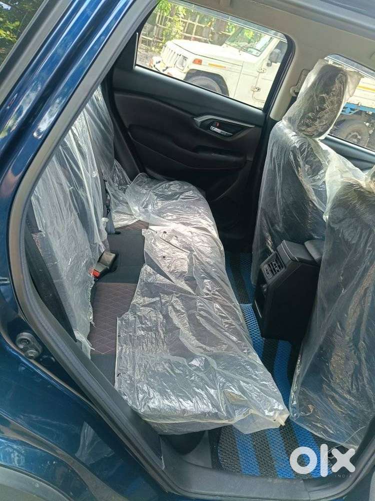 Maruti Suzuki Grand Vitara 1.5 Delta Smart Hybrid, 2023, Petrol