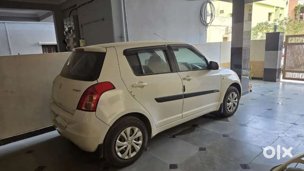 Maruti Suzuki Swift 2010
