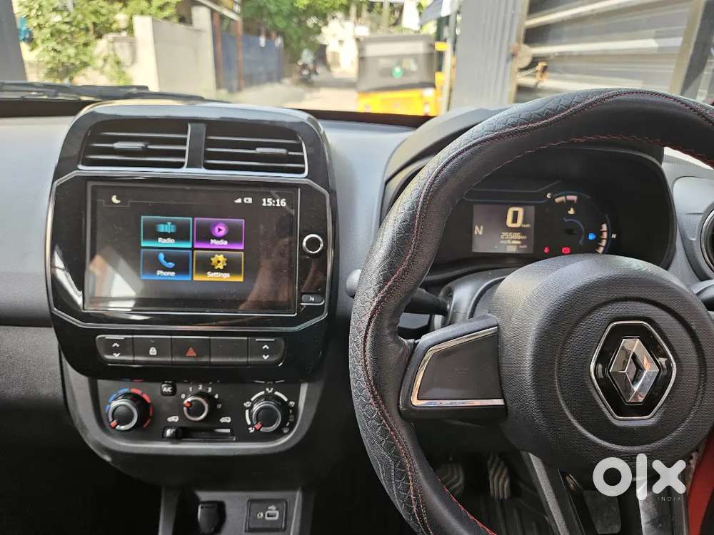 Renault Kwid Automatic Petrol 25526 Km Driven