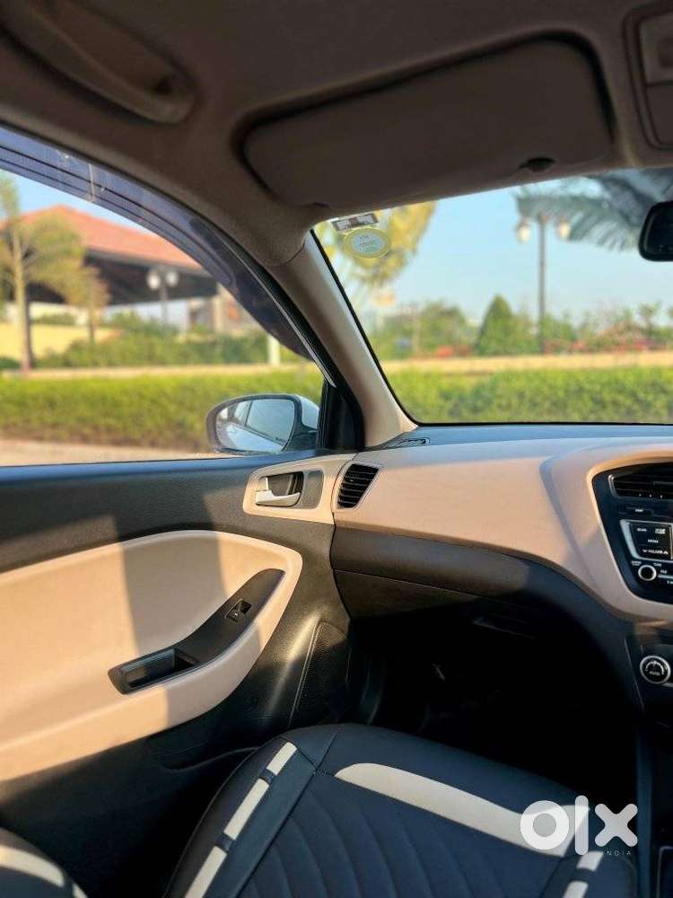 Hyundai Elite I20 Sportz (o) 1.2, 2015, Petrol