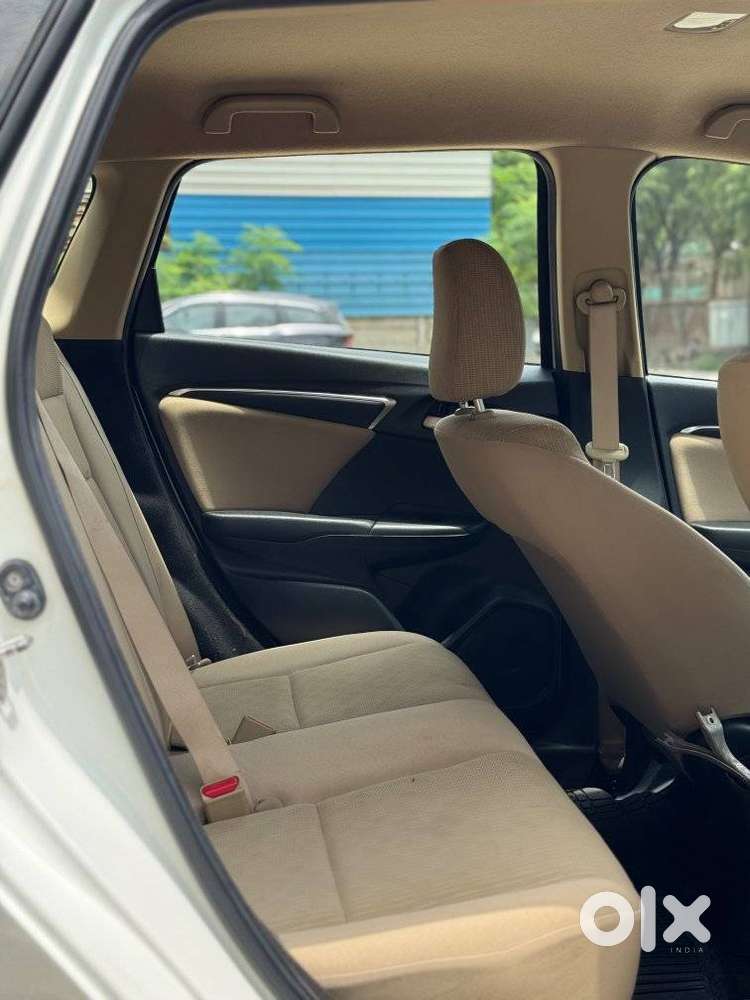 Honda Jazz V Automatic, 2017, Petrol