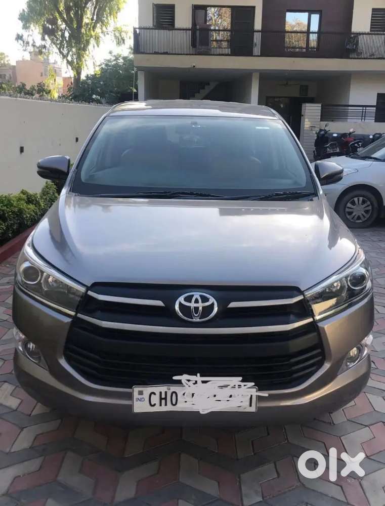 Toyota Innova Crysta 2019