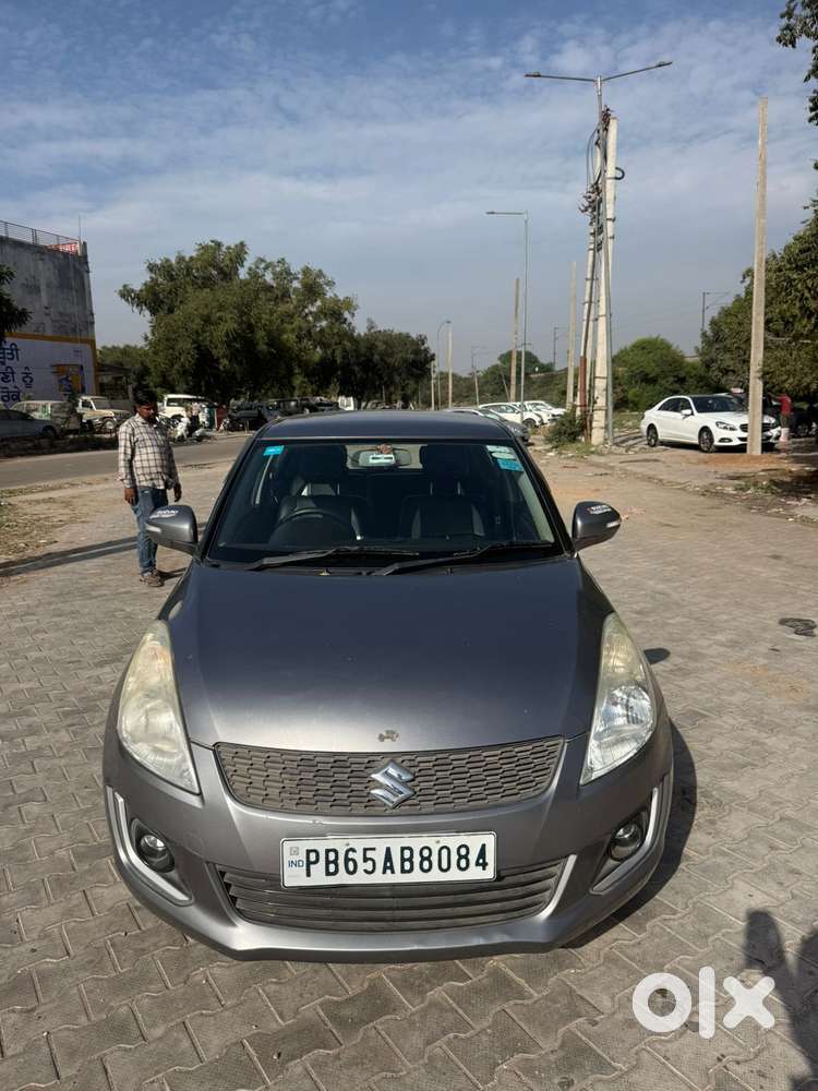 Maruti Suzuki Swift 1.2 Vxi (o), 2015, Petrol