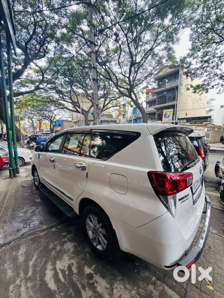 Toyota Innova Crysta [2020-ongoing] 2.4 GX AT 7 STR, 2019, Diesel