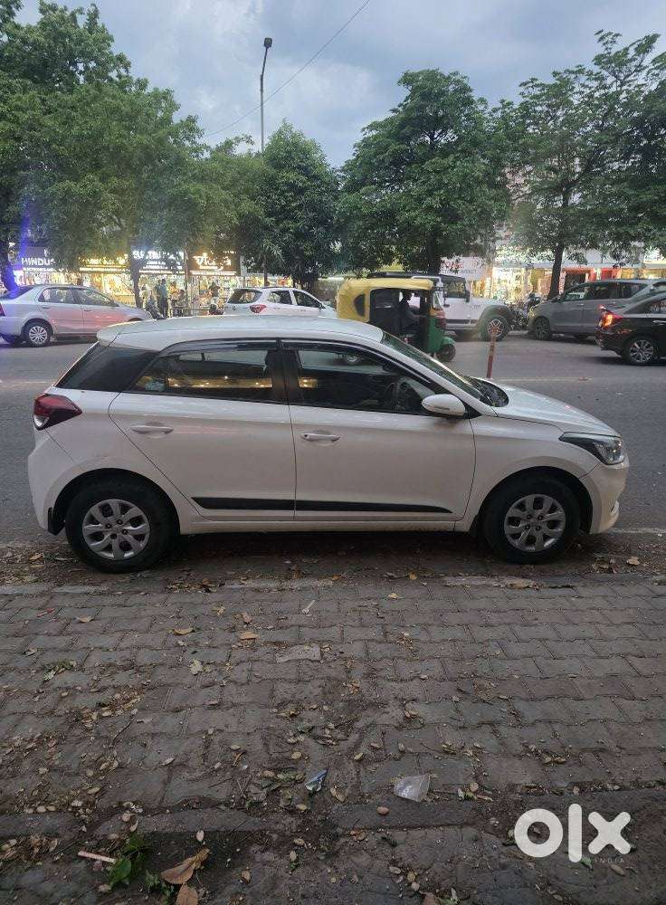 Hyundai I20 Diesel Sportz, 2014, Diesel
