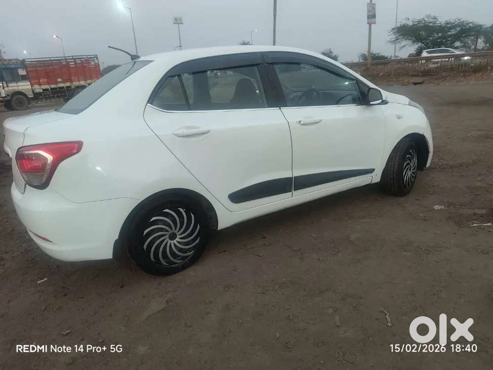 Hyundai Xcent Oct-2016 Diesel 104000 Km