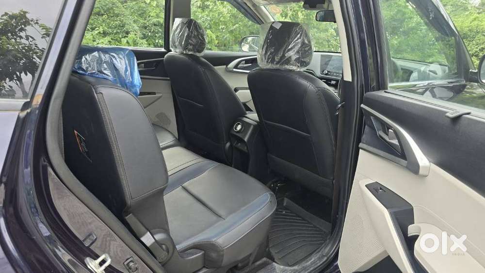 Kia Carens G 1.5 6mt Premium (o) 7-seater, 2024, Petrol