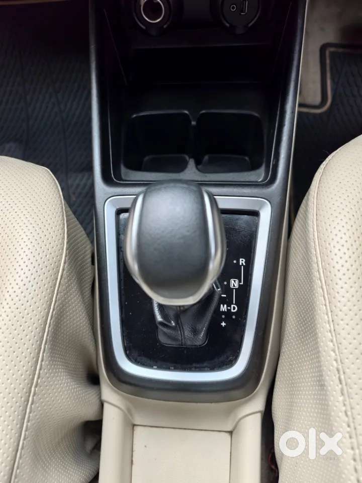 Maruti Suzuki Dzire 1.2 Vxi Amt, 2018, Petrol