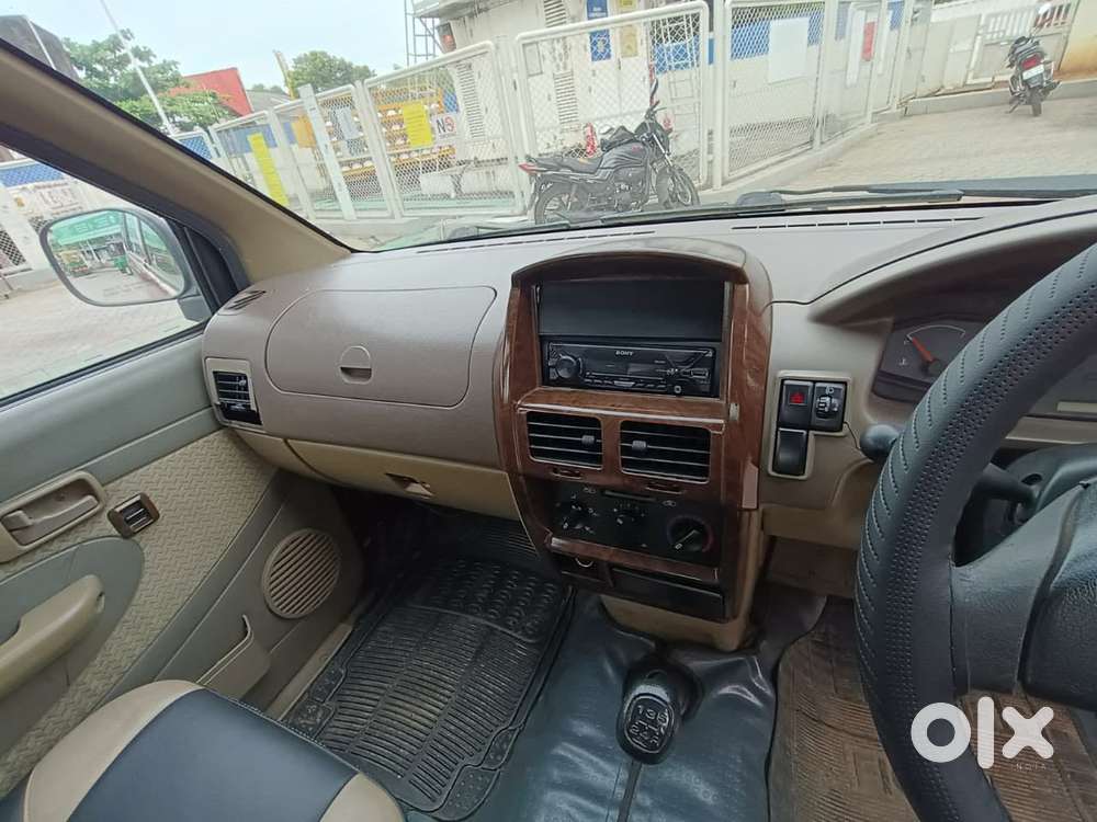 Chevrolet Tavera Neo Ls B4 - 7 Seats Bsii, 2009, Diesel