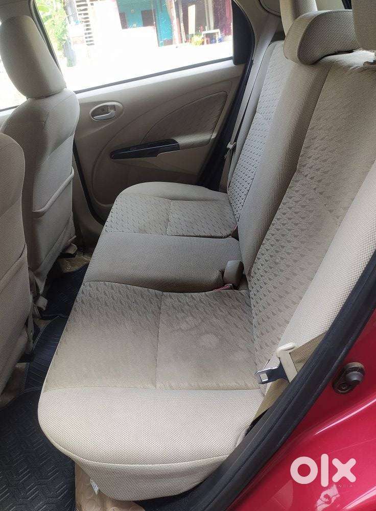 Toyota Etios Liva V Limited, 2019, Petrol