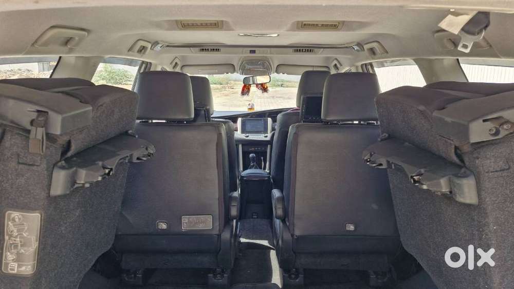 Toyota Innova Crysta Zx 2.4 Diesel 7 Seater, 2016, Diesel