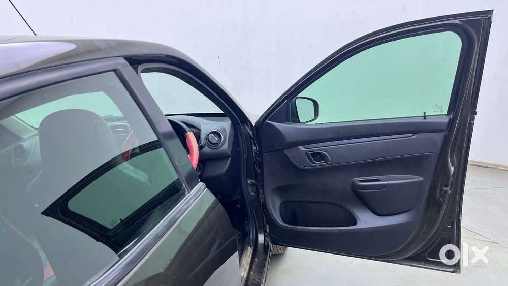 Renault Kwid 2019-ongoing 1.0 Rxt (o), 2018, Petrol