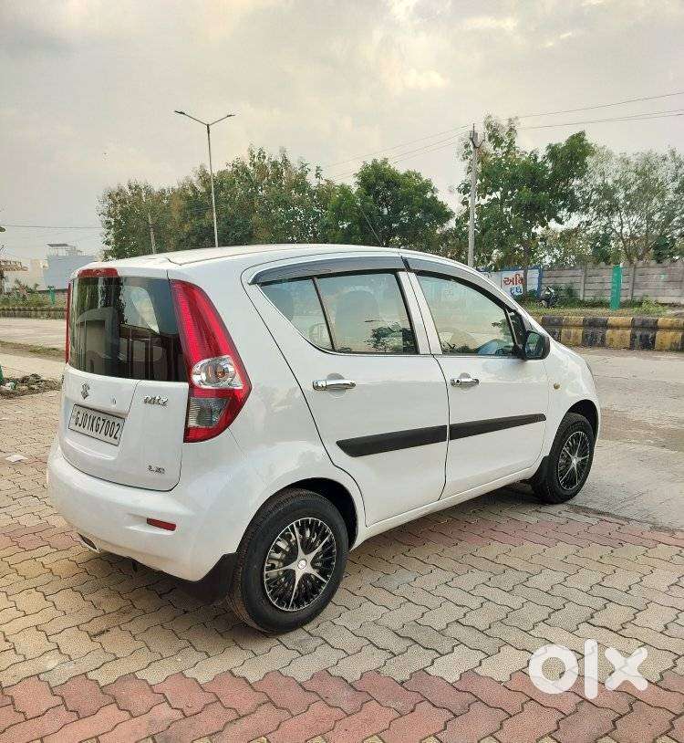 Maruti Suzuki Ritz Lxi, 2009, Petrol