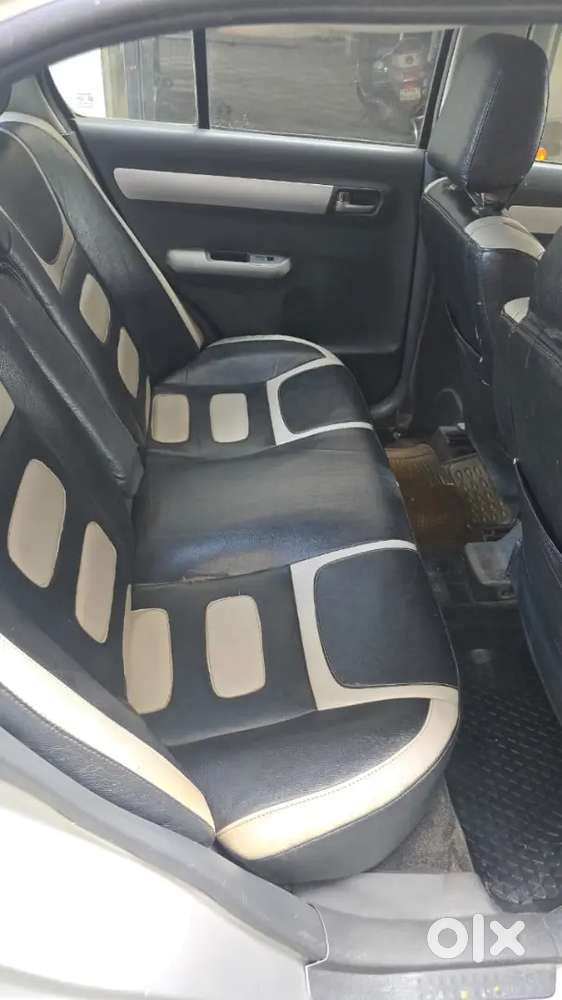 Maruti Suzuki Swift Dzire 2011 Diesel 136000 Km Driven