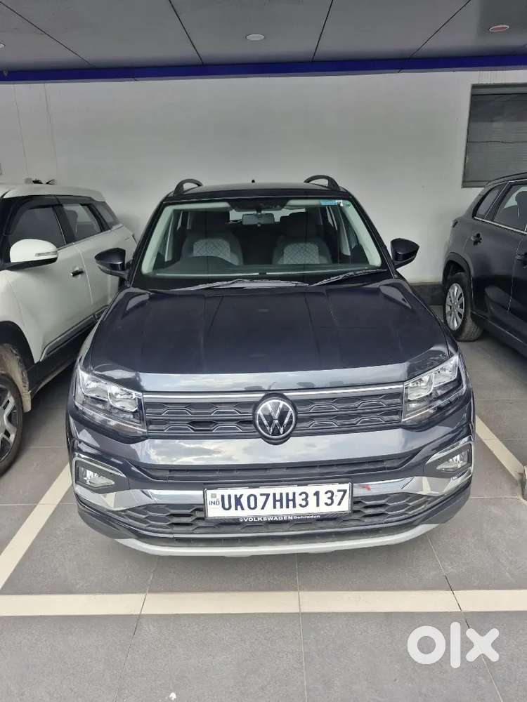 Volkswagen Taigun 2025 Petrol 4200 Km Driven