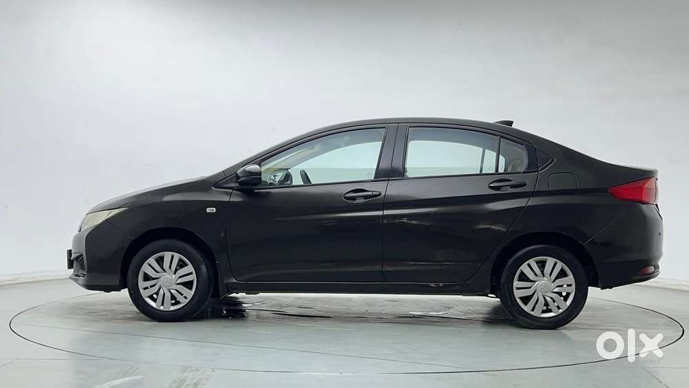 Honda City I-vtec Sv, 2015, Petrol