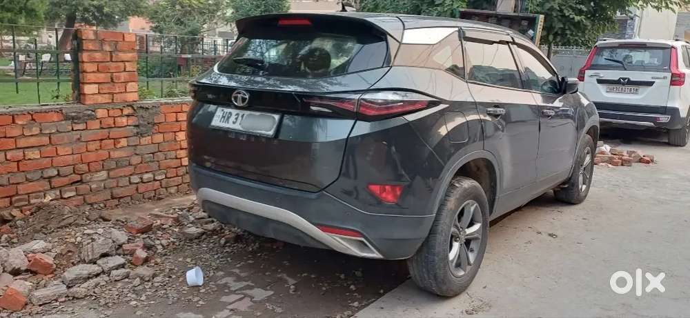 Tata Harrier Dark Grey Automatic
