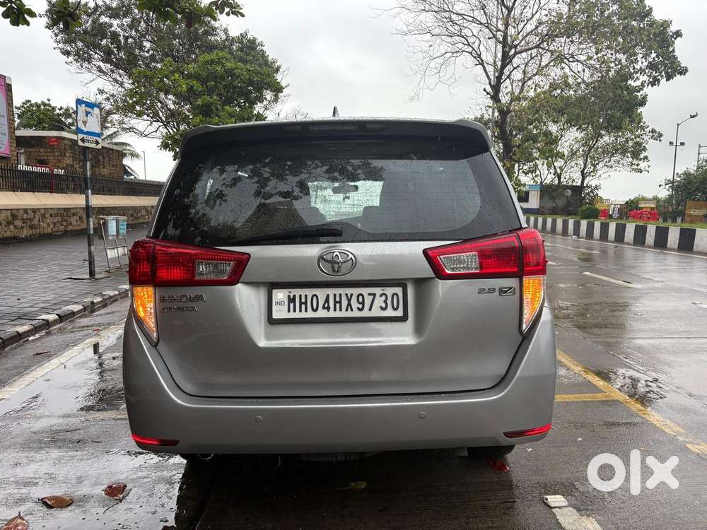 Toyota Innova Crysta 2.8 Zx At 7 Seater, 2017, Diesel