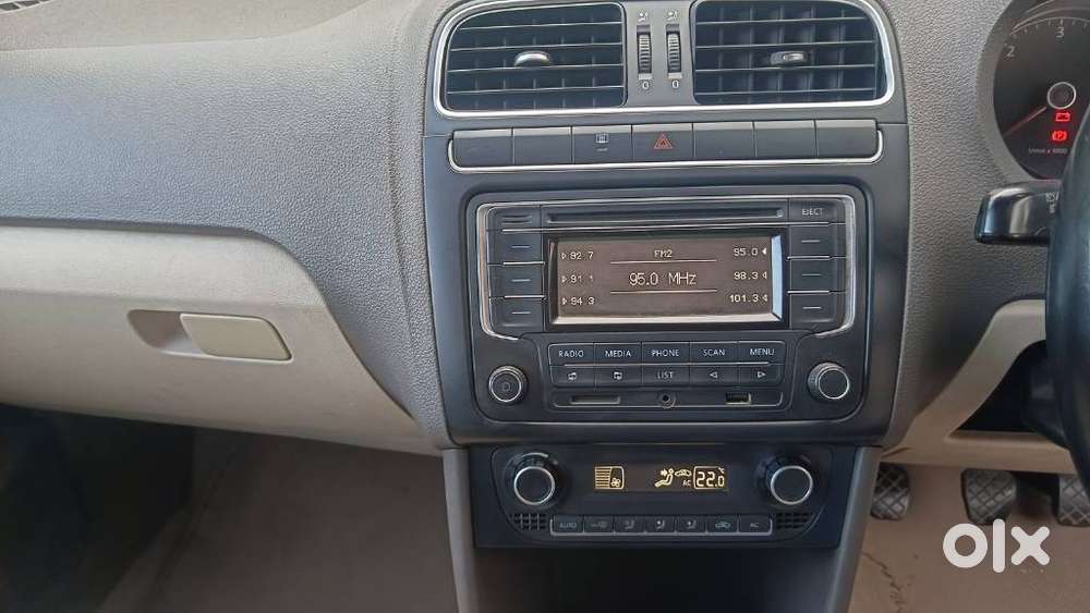 Volkswagen Vento Celeste 1.6 Highline, 2013, Diesel