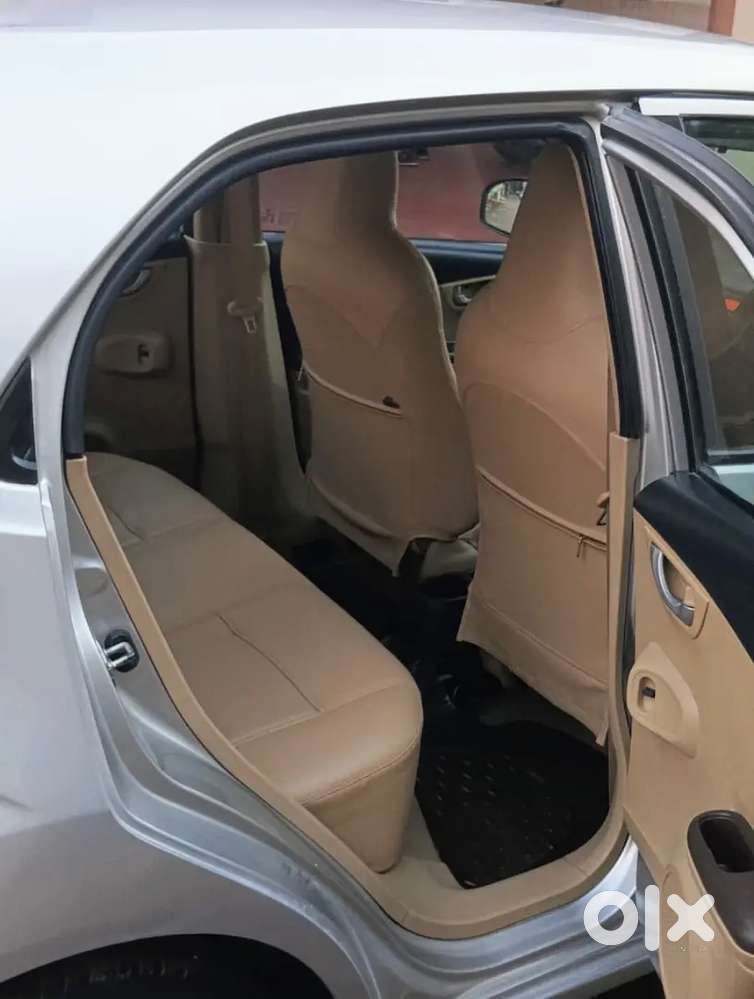 Honda Brio Vmt 2012 Single Owner