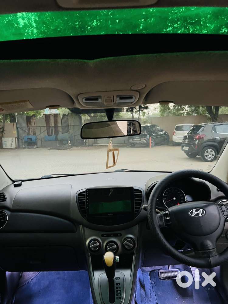 Hyundai I10 Asta Sunroof At, 2013, Petrol