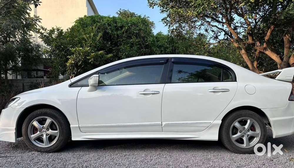 Honda Civic 2011 Sunroof Mint Condition