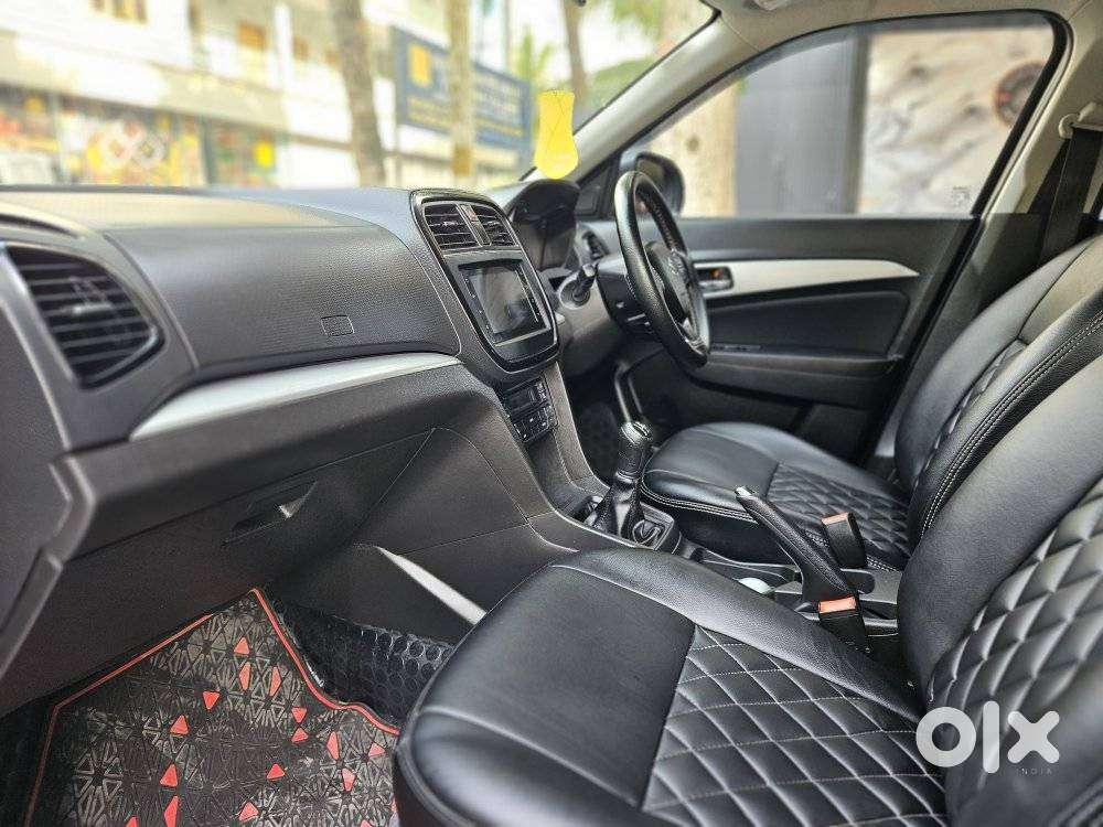 Maruti Suzuki Brezza 1.5 Zxi Smart Hybrid, 2020, Petrol