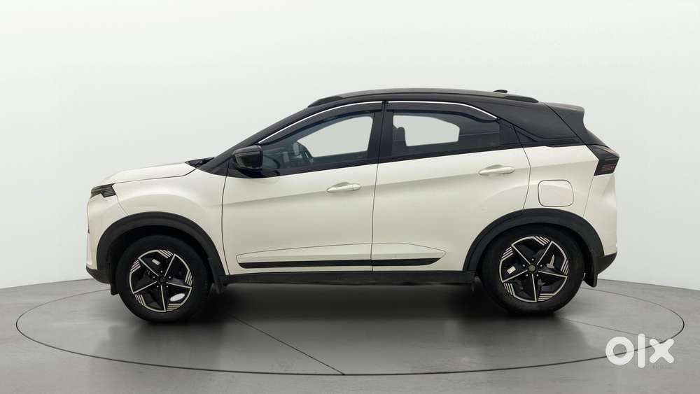 Tata Nexon Fearless S Purple 1.5 Revotorq Diesel 6mt Dual Tone, 2023..