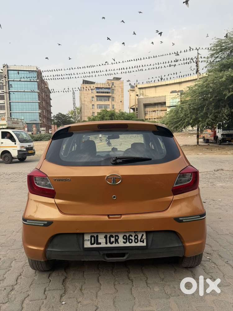 Tata Tiago 1.2 Revotron Xz (o), 2016, Petrol