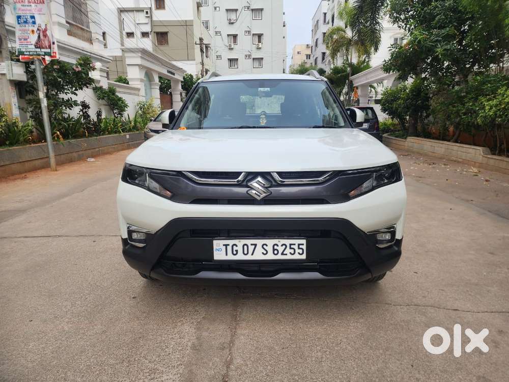 Maruti Suzuki Brezza 1.5 Vxi At Smart Hybrid, 2025, Petrol