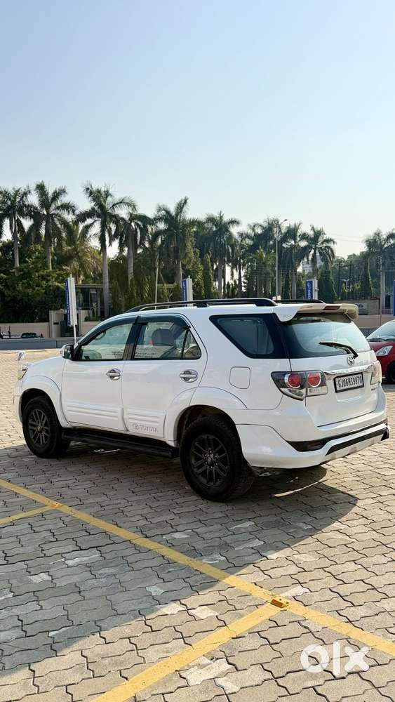 Toyota Fortuner 3.0 4x2 Mt, 2015, Diesel