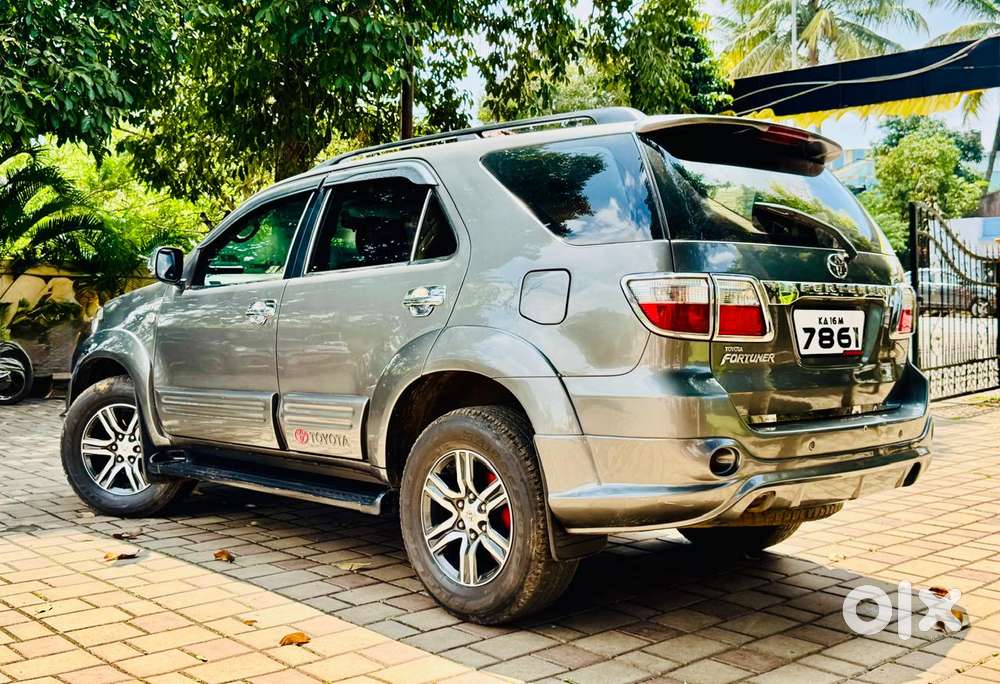 Toyota Fortuner 3.0 4x2 Automatic, 2010, Diesel