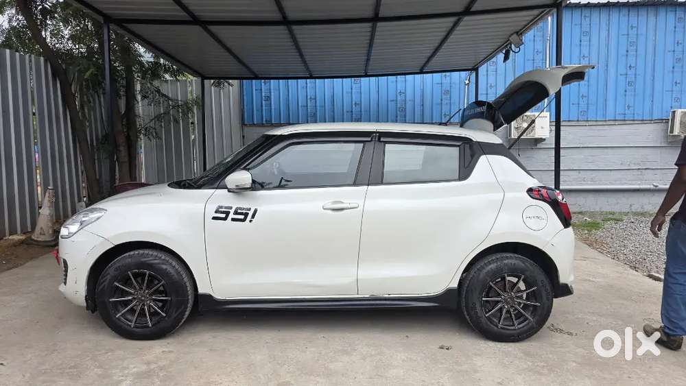 Maruti Suzuki Swift 2023 Vxi Petrol