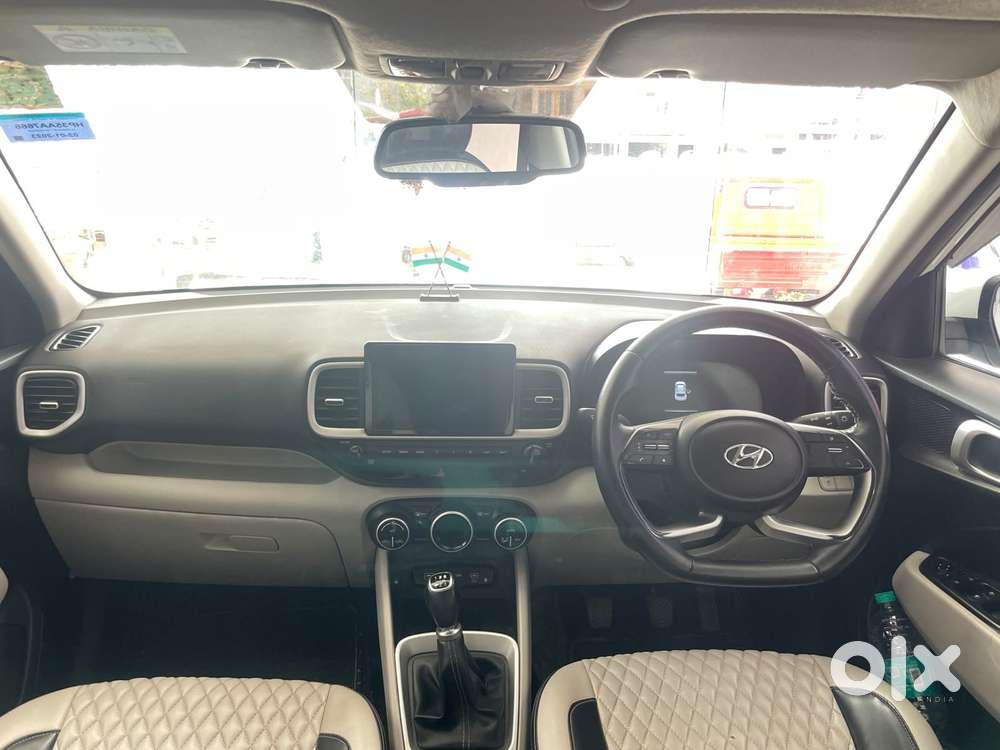 Hyundai Venue Sx Mt, 2022, Petrol