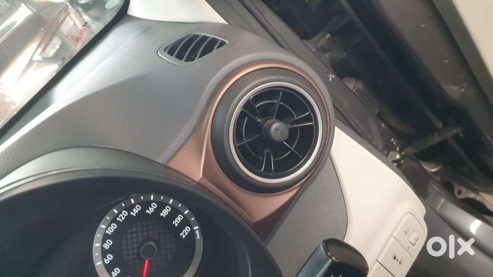 Hyundai Aura Cng & Hybrids 40000 Km Driven